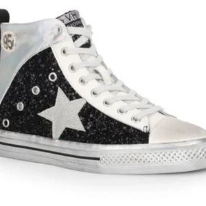 Vintage Havana Black and White Star Sneakers